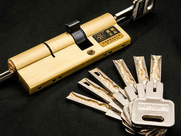 港南24小时上门开锁公司