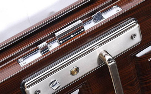 港南24小时上门开锁公司